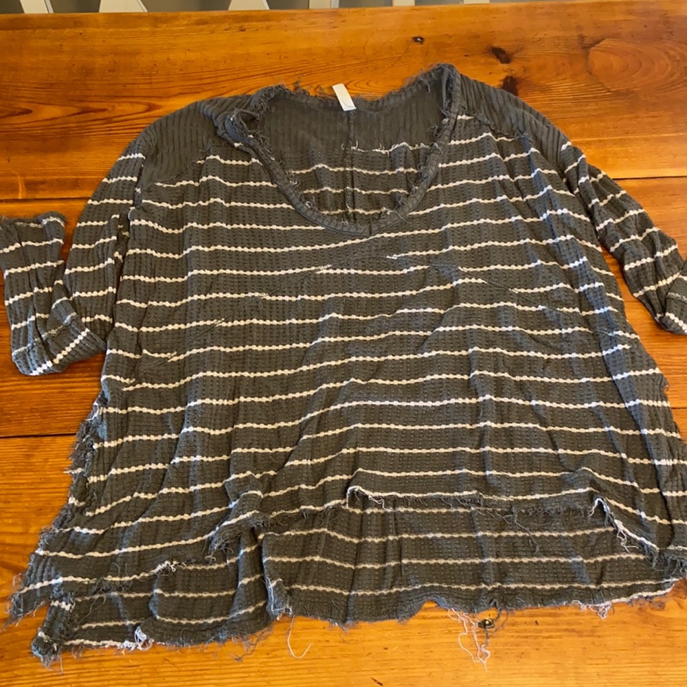 Free people olive stripe thermal. Size small